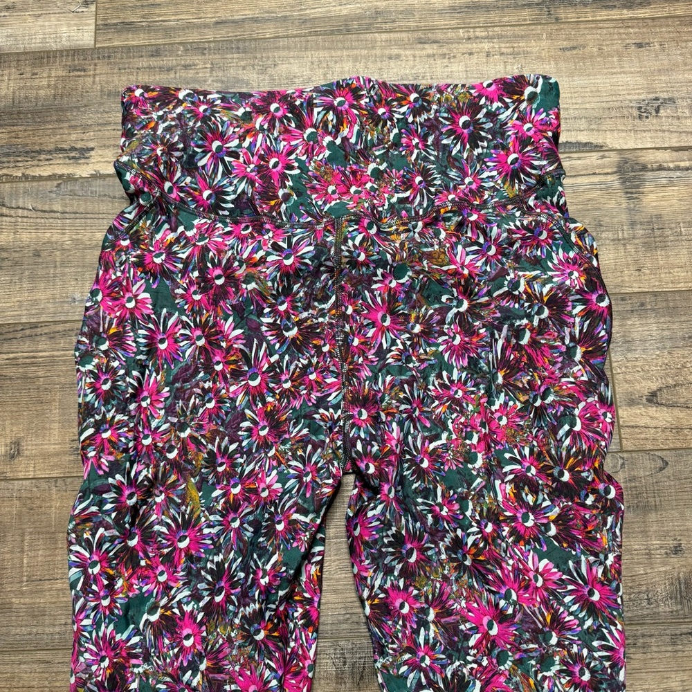 Lululemon Align High Rise Tight 28" Inseam Floral Pattern - Picture 6 of 12